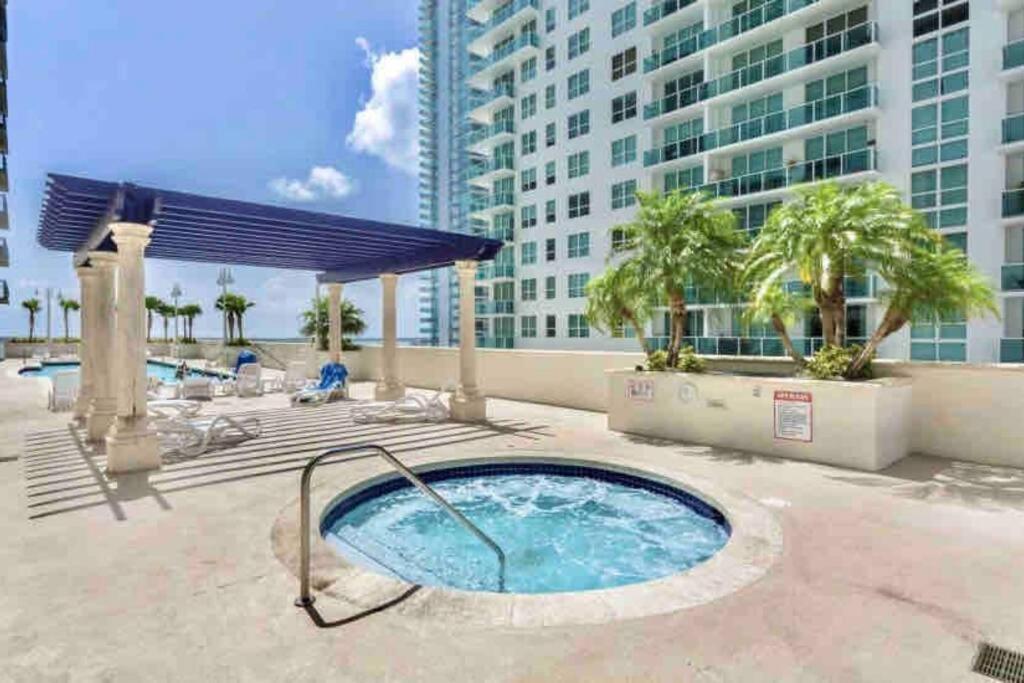 Spacious 1Bedroom Unit Brickell-Free Parking Miami Exteriör bild